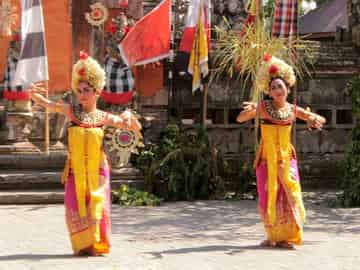 Danses-traditionnelles.jpg