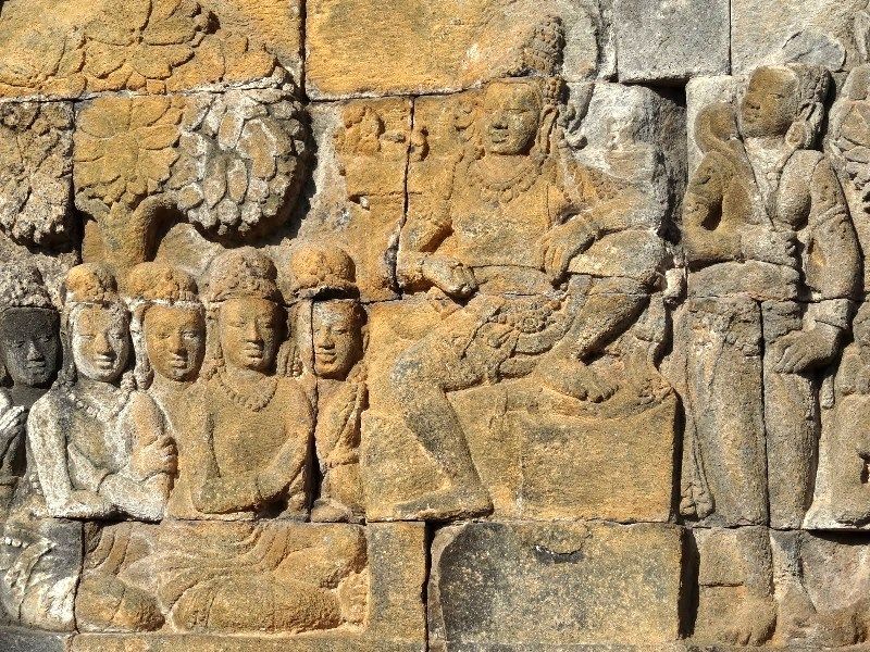 Borobudur-Java-1.jpg