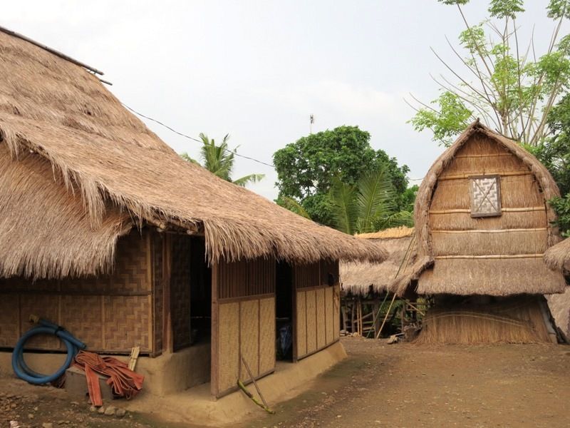 Village-Sasak-Lombok-1.jpg